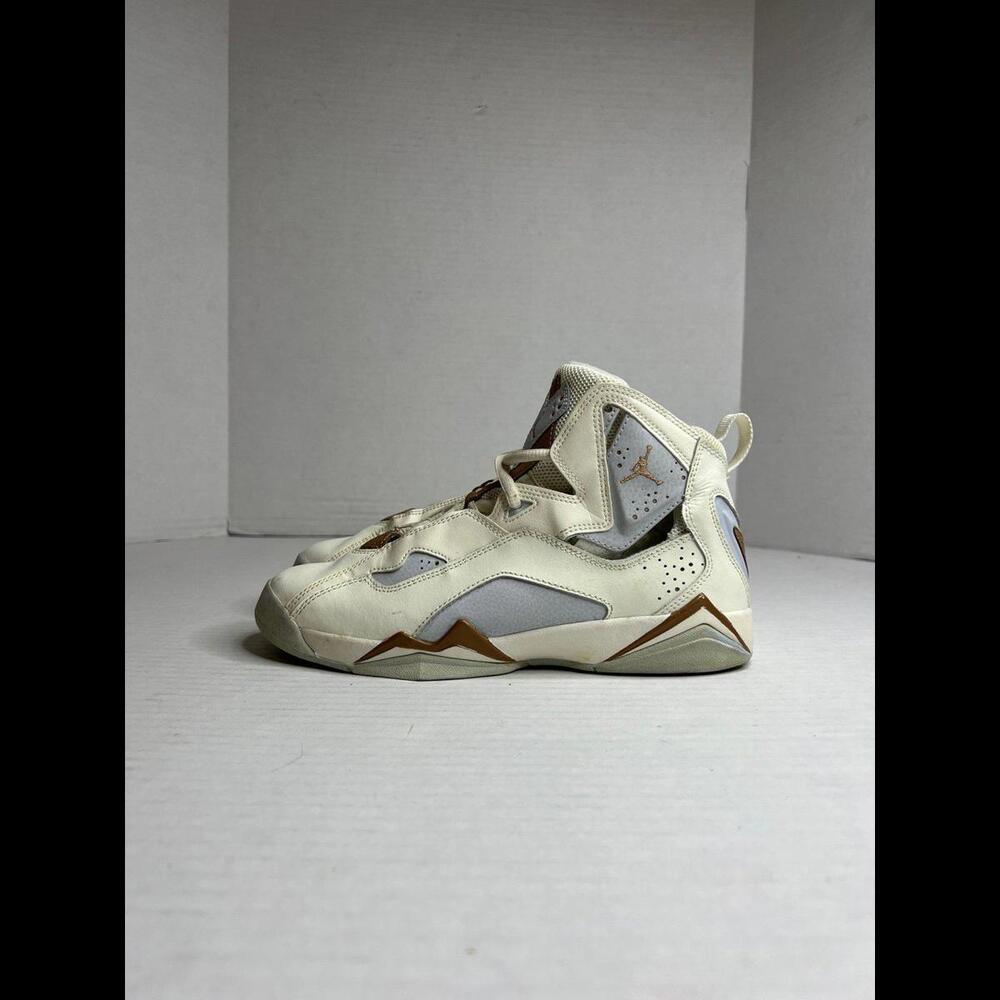 Nike Air Jordan True‎ Flight GS Sail Metallic - Size 6.5Y